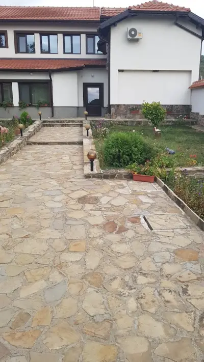 Къща за гости Луксия