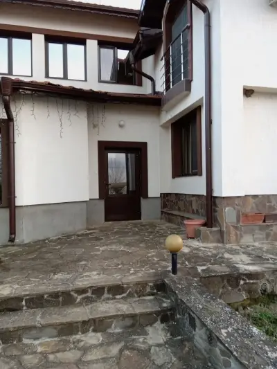 Къща за гости Луксия