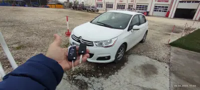 Автоключар
