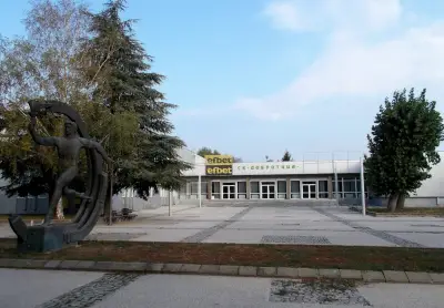 Спортна Зала Добротица