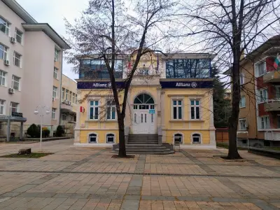 Алианц Застраховане