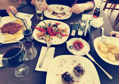Restaurant Crypto Bar and Dinner