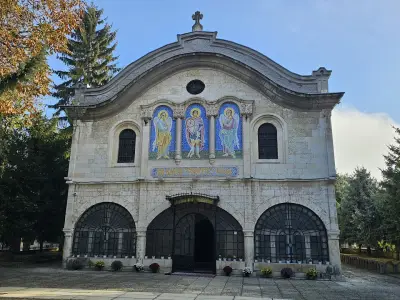Храм "Свети Великомъченик Георги"