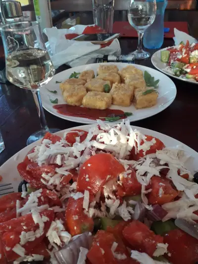 Бар “Жълто“