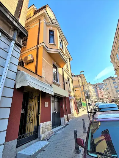L'Opera House