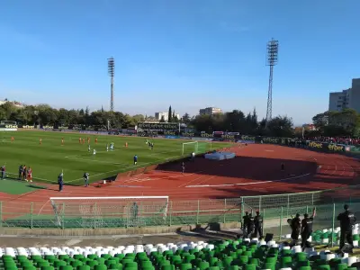 Парк "Аязмо" (Парк „Митрополит Методий Кусев“)