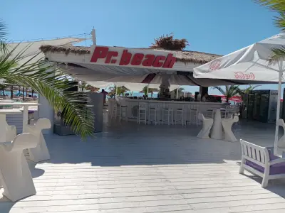 Pr Beach Bar