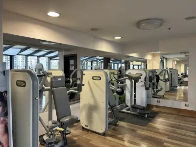 Fitness Sky Power, ТЦ “Явор”