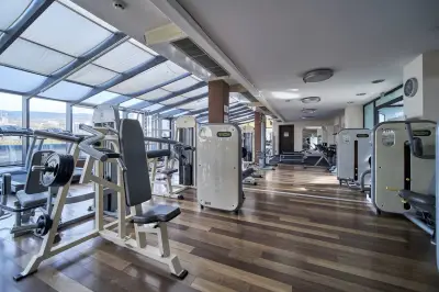 Fitness Sky Power, ТЦ “Явор”