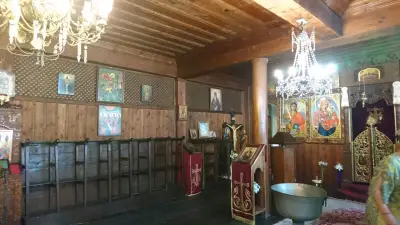 Храм „Свети Архангел Михаил“