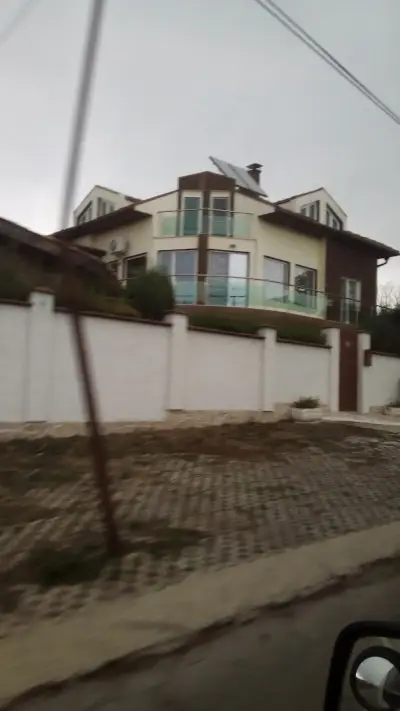 Кафене The HouSe