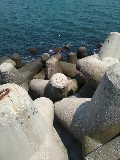 Морски фар Варна