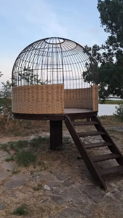 Укритие за наблюдение на птици