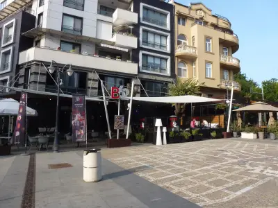 B62 Lifestyle Bar
