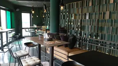 B62 Lifestyle Bar