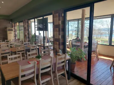 Verde restaurant