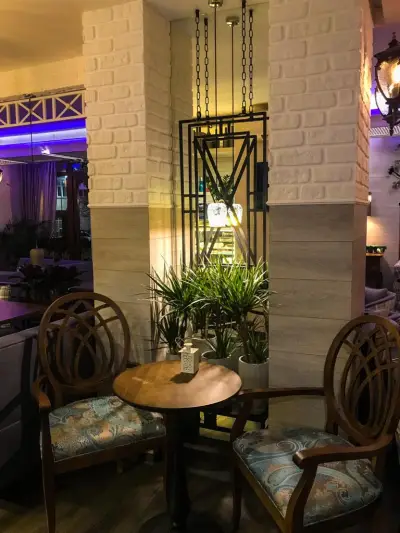 Shefka - Cafe & Bar