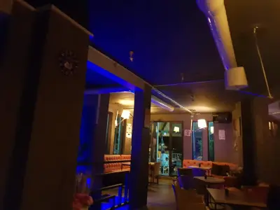 Cocktail & Shisha Bar Mango's