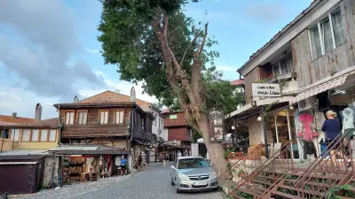 Лунапарк Несебър