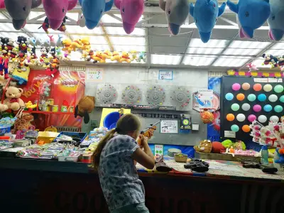 Лунапарк Несебър
