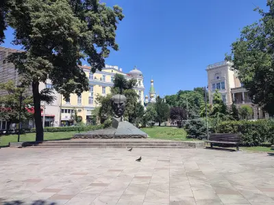 Паметник на Стефан Стамболов