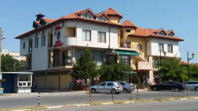Хотел Куин