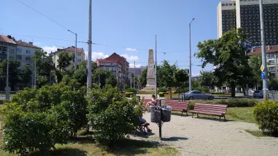пл. „Руски паметник"