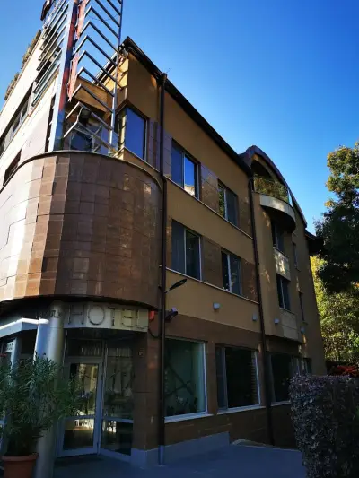 Elate Plaza Hotel