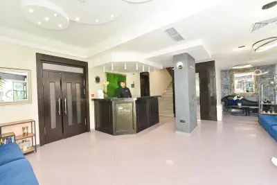 Best Western Art Plaza Hotel