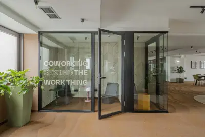 WN LAB Hotel - inclusive breakfast, parking and coworking