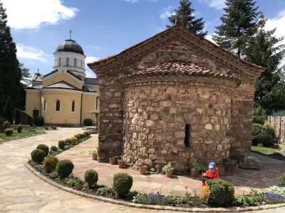 Храм "Св. Архангел Михаил"