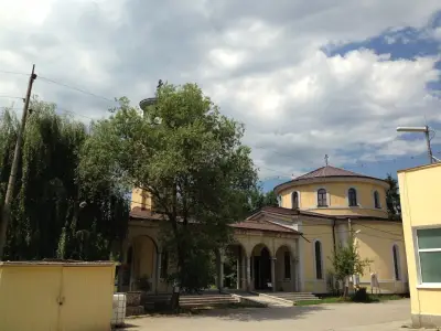 Храм "Св. Архангел Михаил"