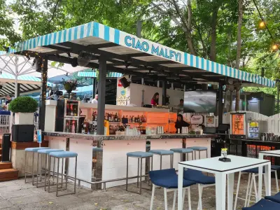 Beach Bar