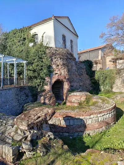Южна кръгла кула
