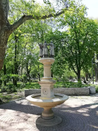 Пеещите фонтани