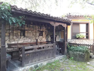 Енчева къща