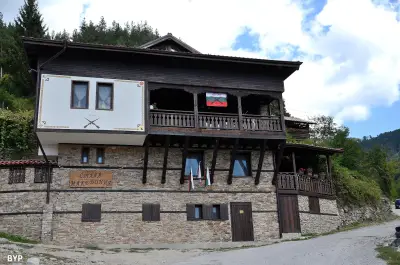 Къща Стара Македония