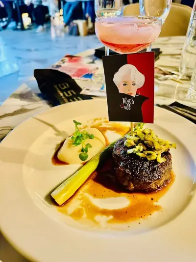 B53 Cocktail Bar & Dinner