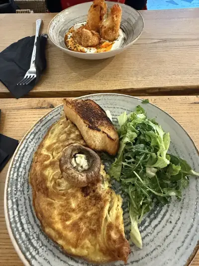 КОМПАНИЯТА Brunch&Street food