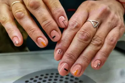 Veronica Nail Artist
