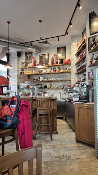 Mercanti Pizzeria & So.