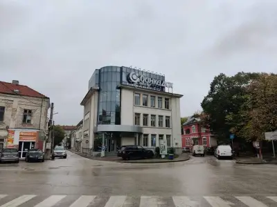 Банка ДСК