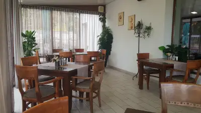 Ресторант “Сладост” І Рибен ресторант І Силистра І Консумация на място І Храна за вкъщи