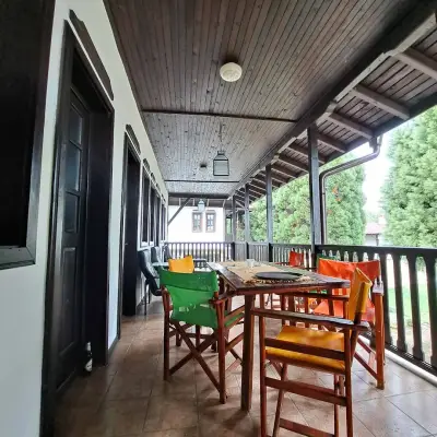 Aura house