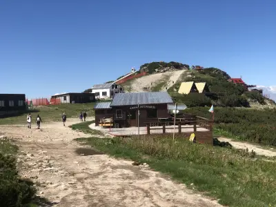 Хижа „Ястребец“