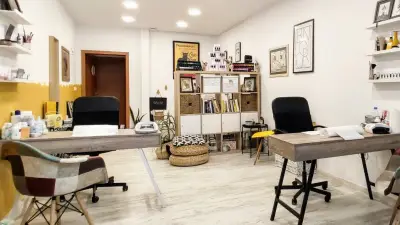 Colour it! Nail bar & Drawing