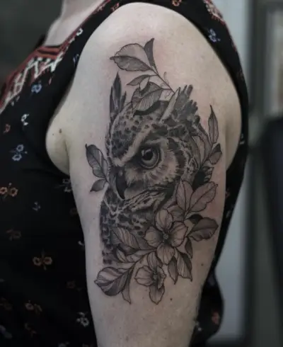 Болт Tattoo