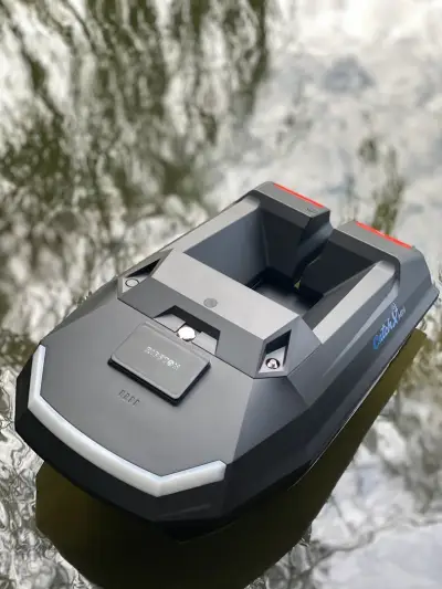 Лодки за захранка и риболов Bait Boat BG