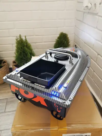 Лодки за захранка и риболов Bait Boat BG
