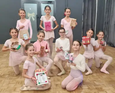 Pirouette by Asya Eneva (Балетно студио Пирует)